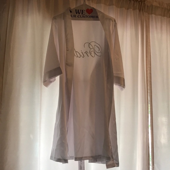 David’s Bridal White Satin Bride 👰🏼 Rope - Picture 5 of 5